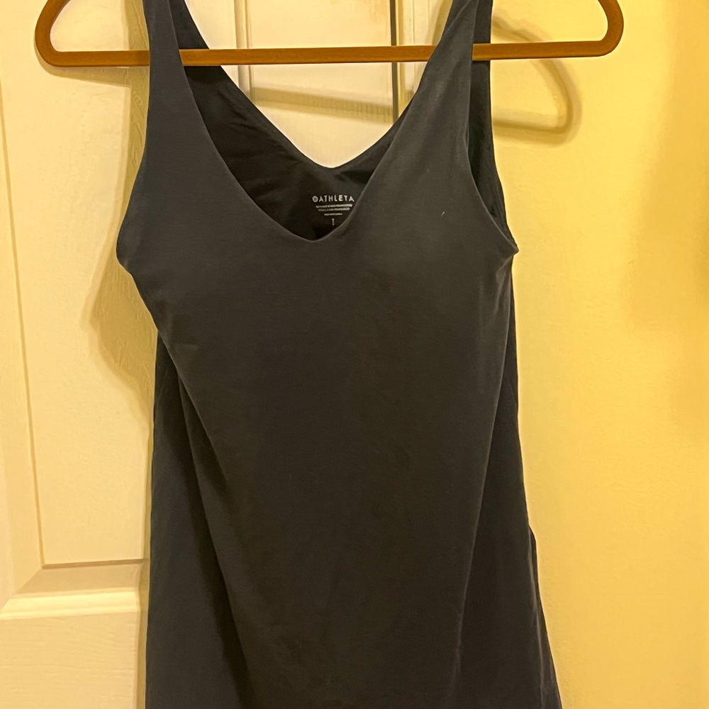 Athletic tank top